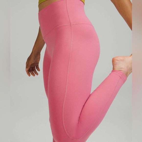 💗LULULEMON💗 Sakura Pink Align Leggings - Picture 3 of 6